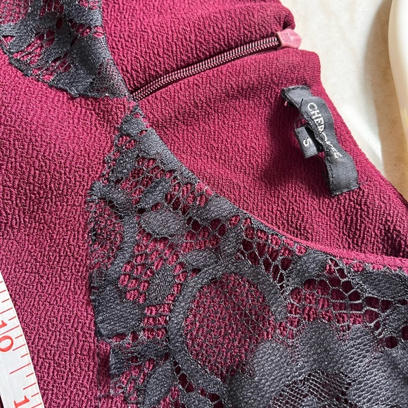 Maroon body con dress best for parties - Picture 6 of 6